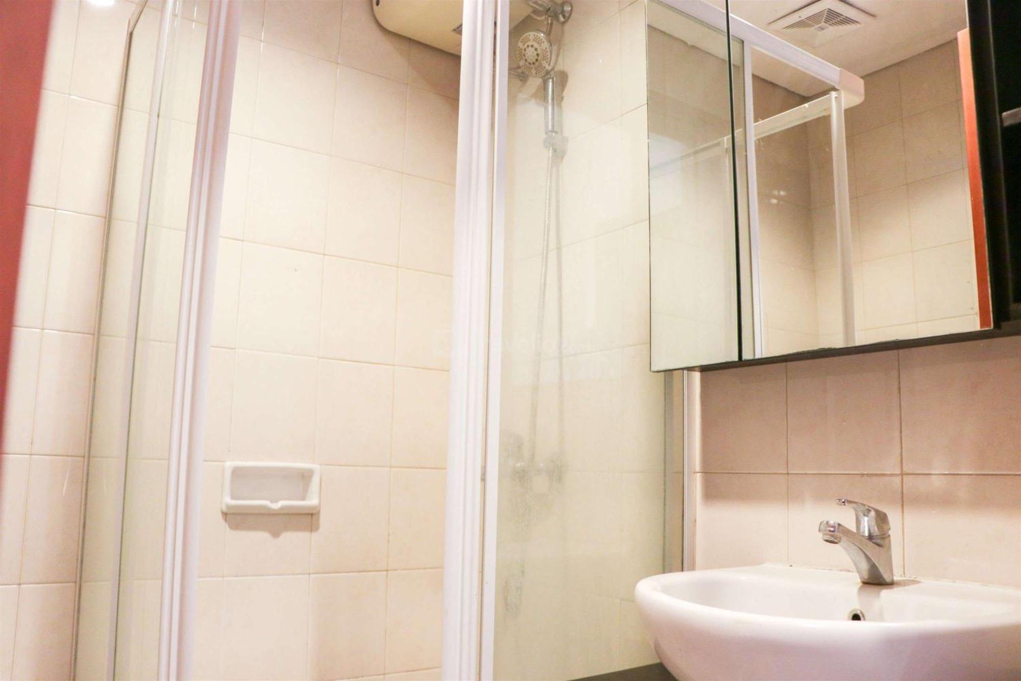 Full Furnished With Comfort Design 2br At Thamrin By Travelio * Jakarta
