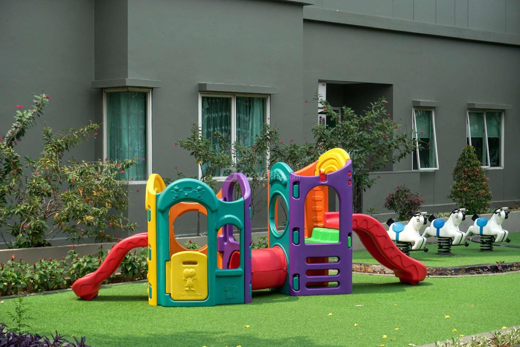 Full Furnished With Comfort Design 2br At Thamrin By Travelio Pangsapuri Jakarta