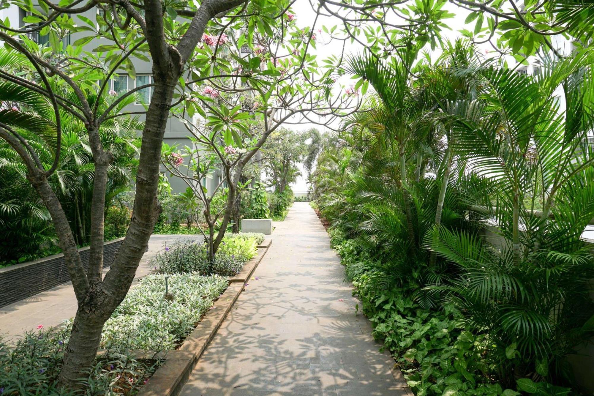 Full Furnished With Comfort Design 2br At Thamrin By Travelio * Jakarta