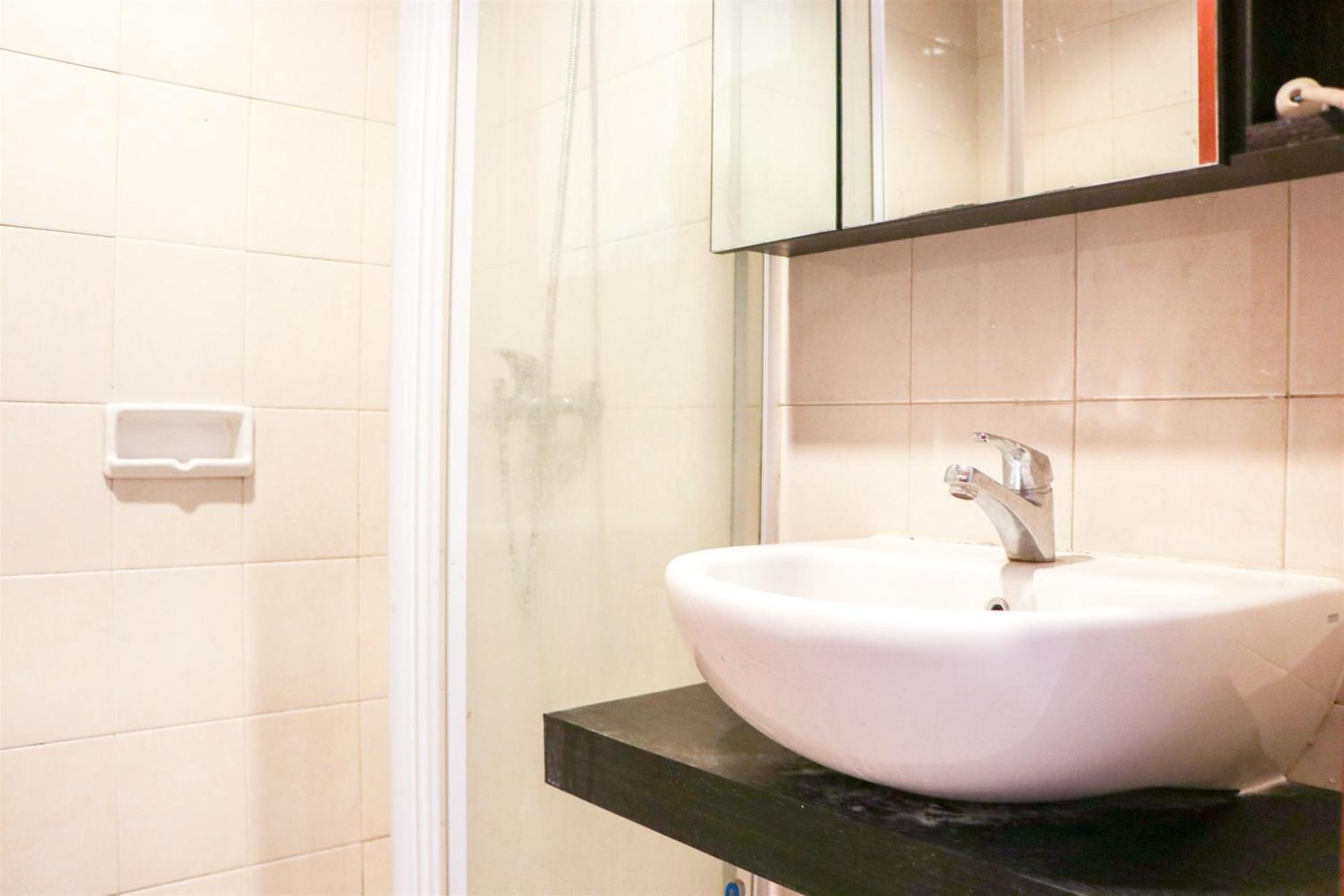 Full Furnished With Comfort Design 2br At Thamrin By Travelio *